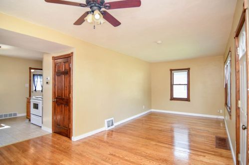 249 Irene St, Green Bay, WI 54302-2803