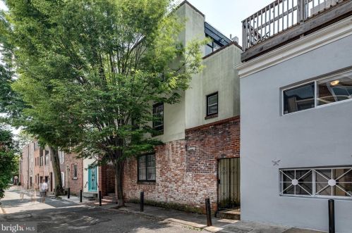 718 Addison St, Philadelphia PA  19147-1353 exterior