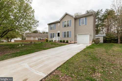 5303 Branch Rd, Fredericksburg, VA 22407-8732