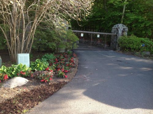 576 Long Lake Rd, Valpo, IN 46383-1663