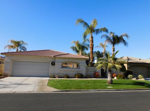 23 Florentina Dr, Rancho Mirage CA  92270-4804 exterior