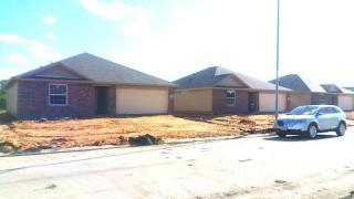 5735 Park Village Dr, Houston, TX 77048-1872