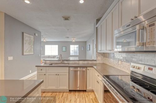 4546 Danson Way, Delray Beach, FL 33445-3550