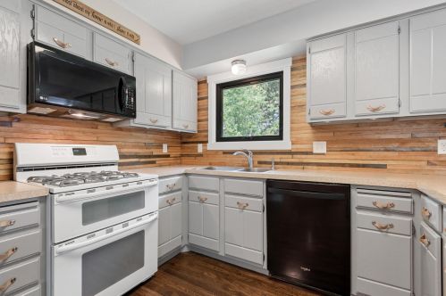 2646 Greenmeadow Ct, Stillwater MN  55082-5406 exterior