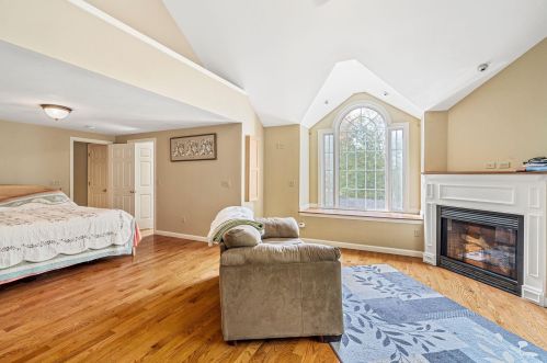 3 Century Dr, Raymond NH  03077-1544 exterior