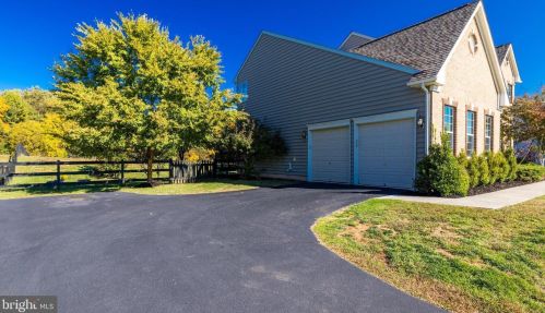 36498 Winding Oak Pl, Purcellville VA  20132-9005 exterior