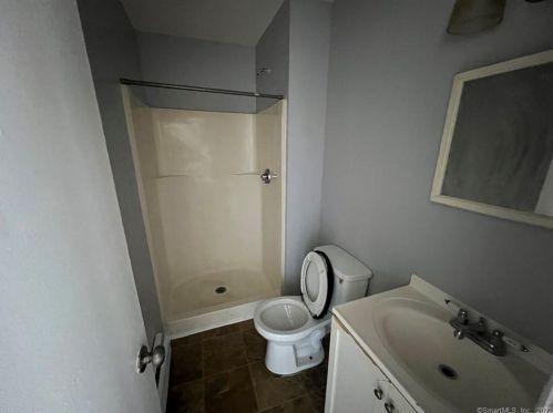710 Hallett St, Bridgeport CT  06608-1727 exterior