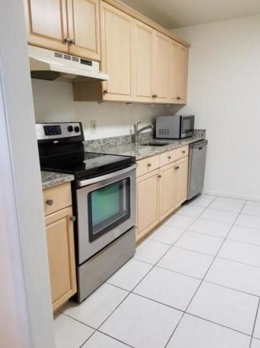 32 Seabreeze Ave, Delray Beach, FL 33483-7000
