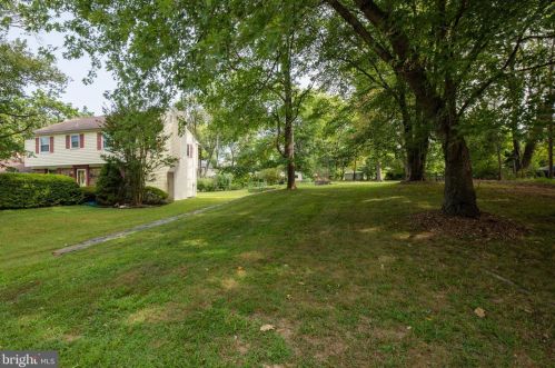 1741 Pheasant Ln, Norristown, PA 19403-3333
