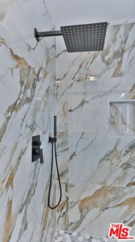 2919 Ladoga Ave, Long Beach CA  90815-1531 exterior