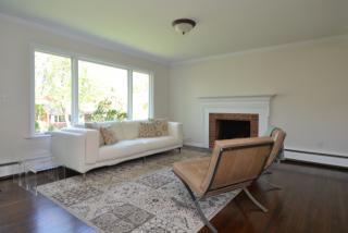 5 Deletta Ln, Westport, CT 06880-4515