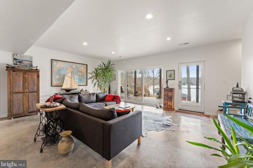 24234 Lands End Dr, Madison Mills VA  22960-3543 exterior