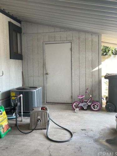 2300 Lewis St, Anaheim CA  92802-5007 exterior