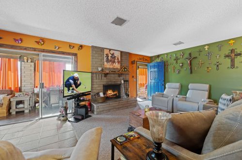 73400 Dillon Rd, Desert Hot Springs CA  92241-7810 exterior