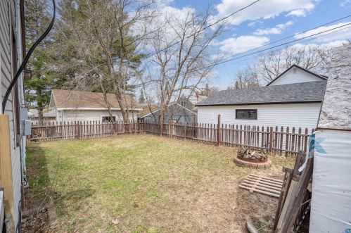 136 9th St, Scanlon MN  55720-1815 exterior