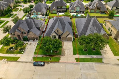 21807 Redbud Knoll Ct, Richmond, TX 77469-6372