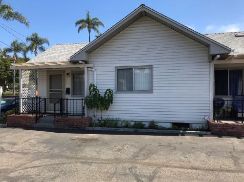 215 De La Guerra St, Santa Barbara CA  93101-2207 exterior