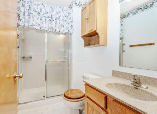 7991 Windsome Ct, Blacklick OH  43004-8104 exterior