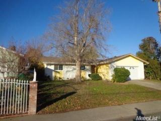 7472 Tamoshanter Way, Sacramento, CA 95822-5313