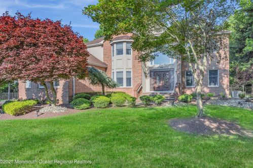 353 Salinger Ct, Morganville, NJ 07751-2038