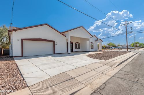 12687 Paradise Ln, Sun City, AZ 85378-3693