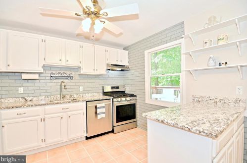 7 Pigeon Pl, Berkeley Township NJ  08721-1915 exterior