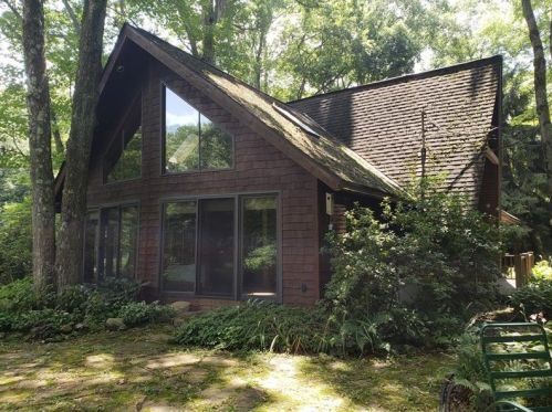 150 Lone Pine Way, Slippery Rock, PA 16057-3727