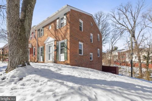 1317 Mead Ter, Woodbridge, VA 22191-1013