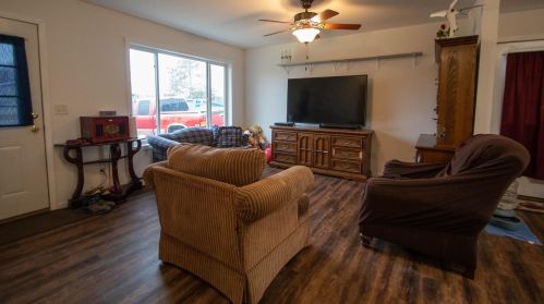 1643 Castle Ln, Alex, MN 56308-9275