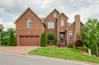 552 Summit Oaks Ct, Nashville, TN 37221-1429