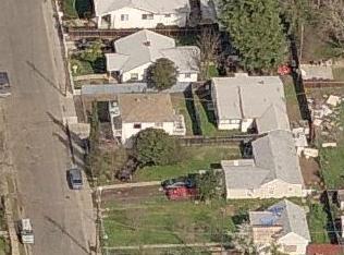 4313 Howard Ave, Sacramento, CA 95820-4060