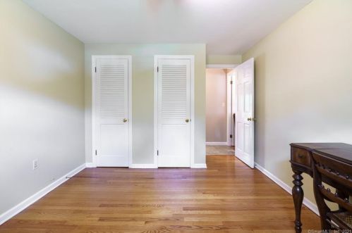 61 Carriage Dr, Waterbury CT  06708-3309 exterior