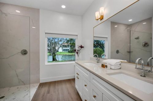 1992 Timarron Way, Naples FL  34109-3320 exterior