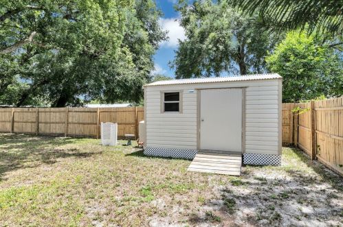 205 Lucerne Dr, De Bary FL  32713-3015 exterior