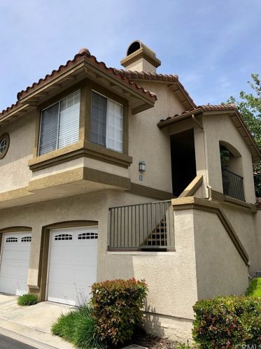 21 Santa Agatha, Trabuco Canyon, CA 92688-2428