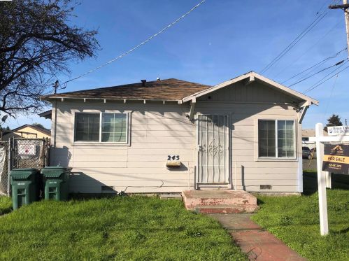 245 37th St, Richmond, CA 94804-3255