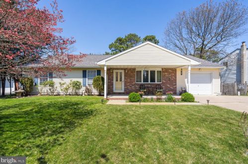 109 Chippewa Trl, Browns Mills, NJ 08015-6464