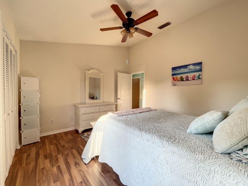 1726 Berkshire Blvd, Fort Pierce FL 34952-7112 exterior