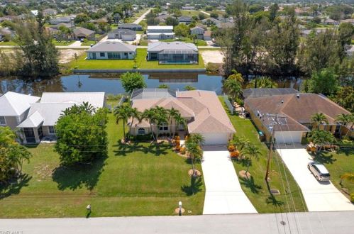 3741 11th Ct, Cape Coral, FL 33914-5110