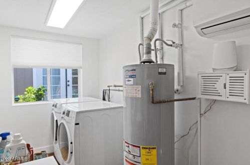 6811 11th Pl, Phoenix AZ  85014-1027 exterior