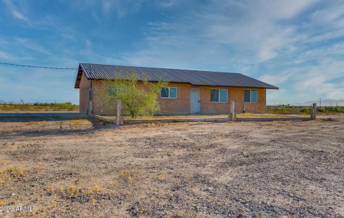 36448 Buckeye Rd, Tonopah AZ  85354-7736 exterior