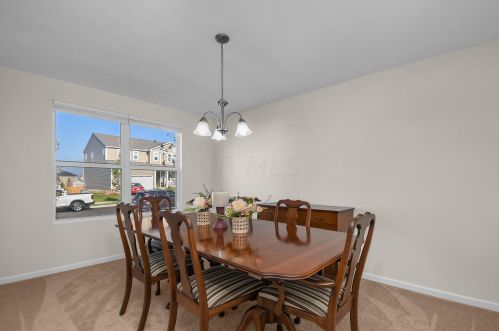 834 Cranberry Dr, Pataskala OH  43062 exterior