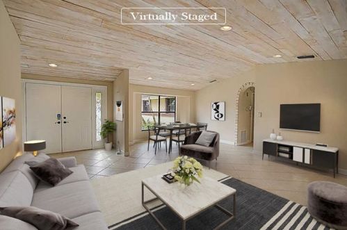 110 New Kent Ct, West Palm Beach, FL 33411-1565