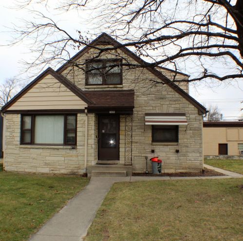 7202 Appleton Ave, Milwaukee, WI 53216-1933