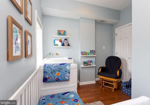 726 24 St, Philadelphia PA 19146-2540 exterior