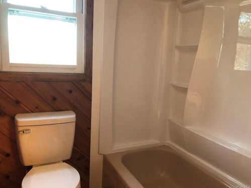 102 Ramapo Rd, Garnerville NY  10923-2130 exterior