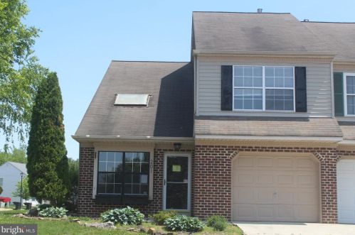 201 Grinding Wheel Dr, Dover, DE 19904-1963