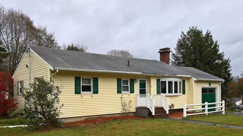 14 Fairview Cir, Groveland, MA 01834-1309