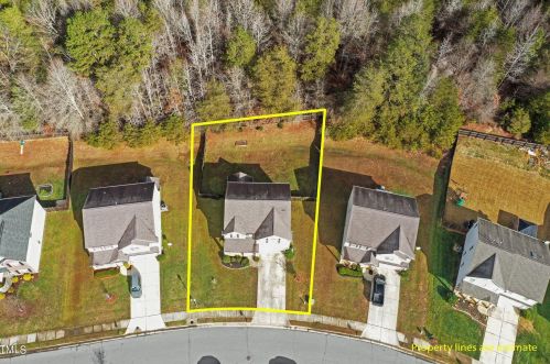 2014 Heron Pointe Dr, Whitsett, NC 27377-9340