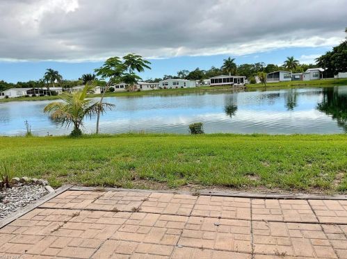 35 Covey Ln, Naples, FL 34114-3027